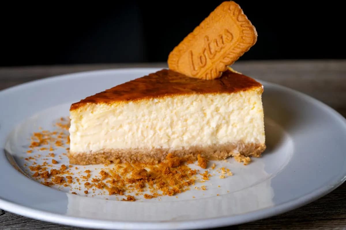 Cheesecake com base de biscoito ou massa: qual escolher?